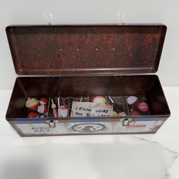 I Know What You Did Last Summer Popcorn Tin Tackle Box Container Exclusive NEW - Picture 2 of 13